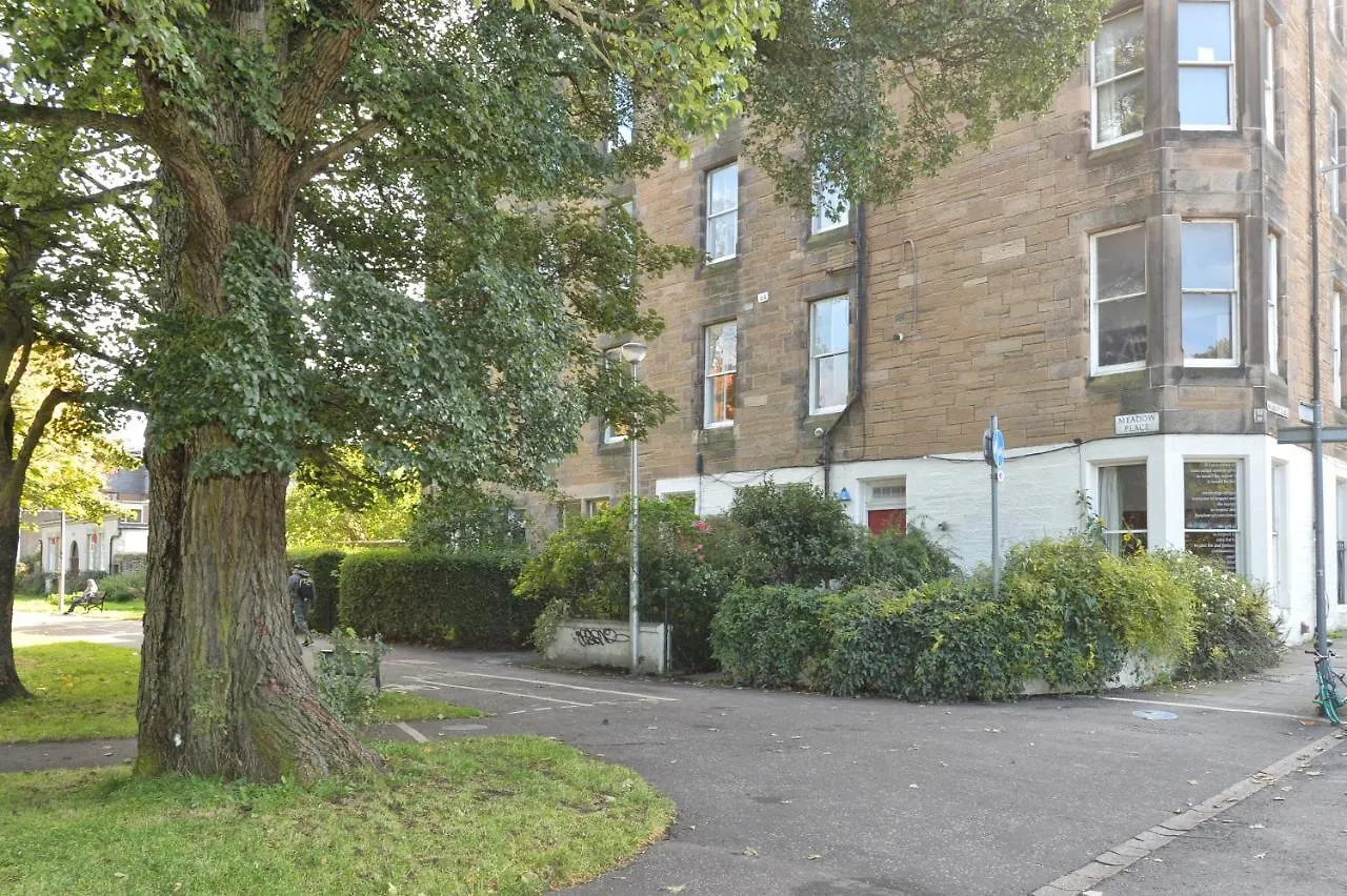 Home By The Meadows, Close To City Centre Edinburgh Apartman