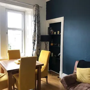  Apartment Lovely 2 Bedroom Close To City Centre