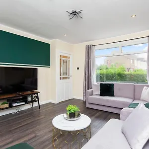  Apartment Stylish 3 Bed Abode-parking And Garden